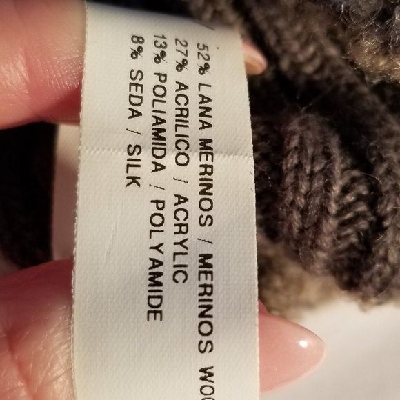 Sita Murt Cardigan Shawl - Picture 5 of 6